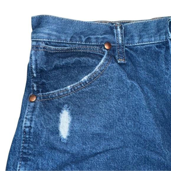 VINTAGE WRANGLER Cowboy Cut Off Shorts Boho Festival Western Size 32 - Picture 5 of 15